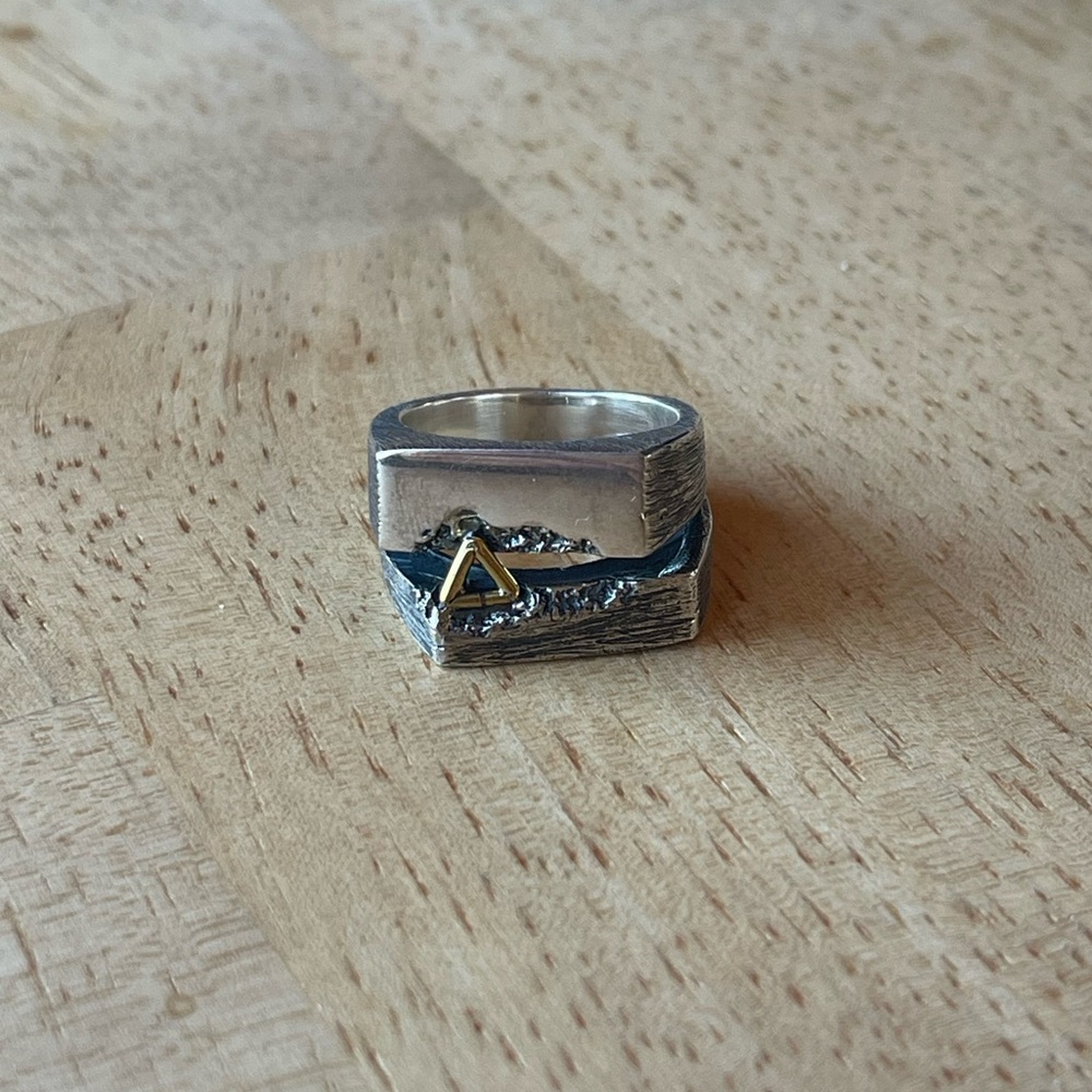 Buck Palmer Triangle Split Ring
